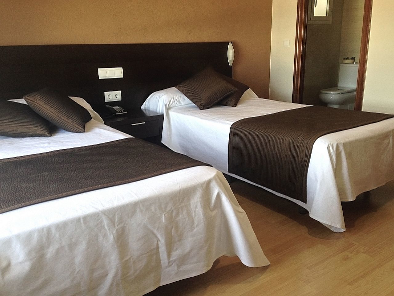 Ac Hotel Leon San Antonio By Marriott Eksteriør bilde